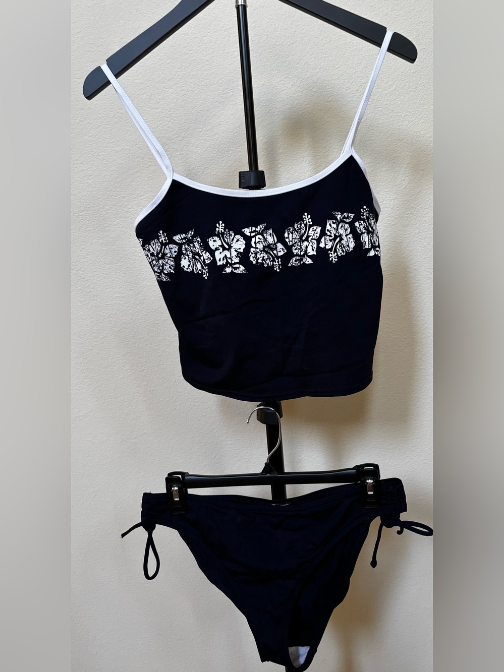 Y2K Navy Surfer Girl Floral Trim Two-Piece Tankini Set